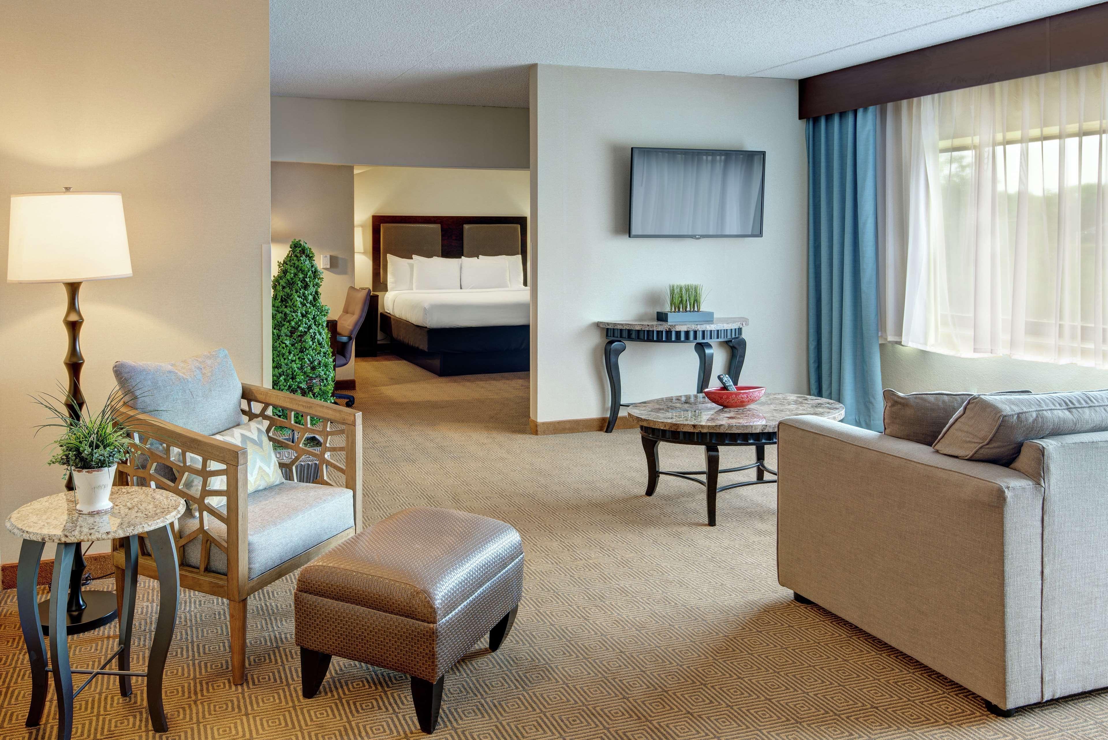 Doubletree By Hilton Tinton Falls-Eatontown Eksteriør billede