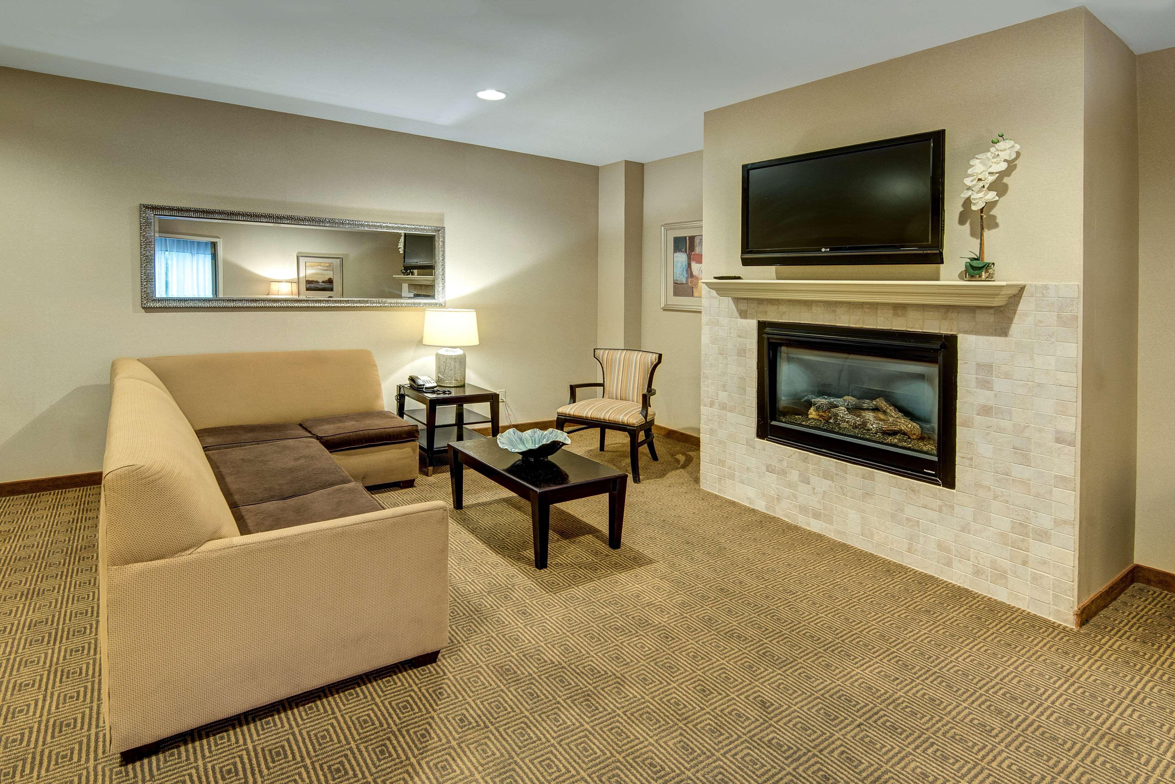 Doubletree By Hilton Tinton Falls-Eatontown Eksteriør billede