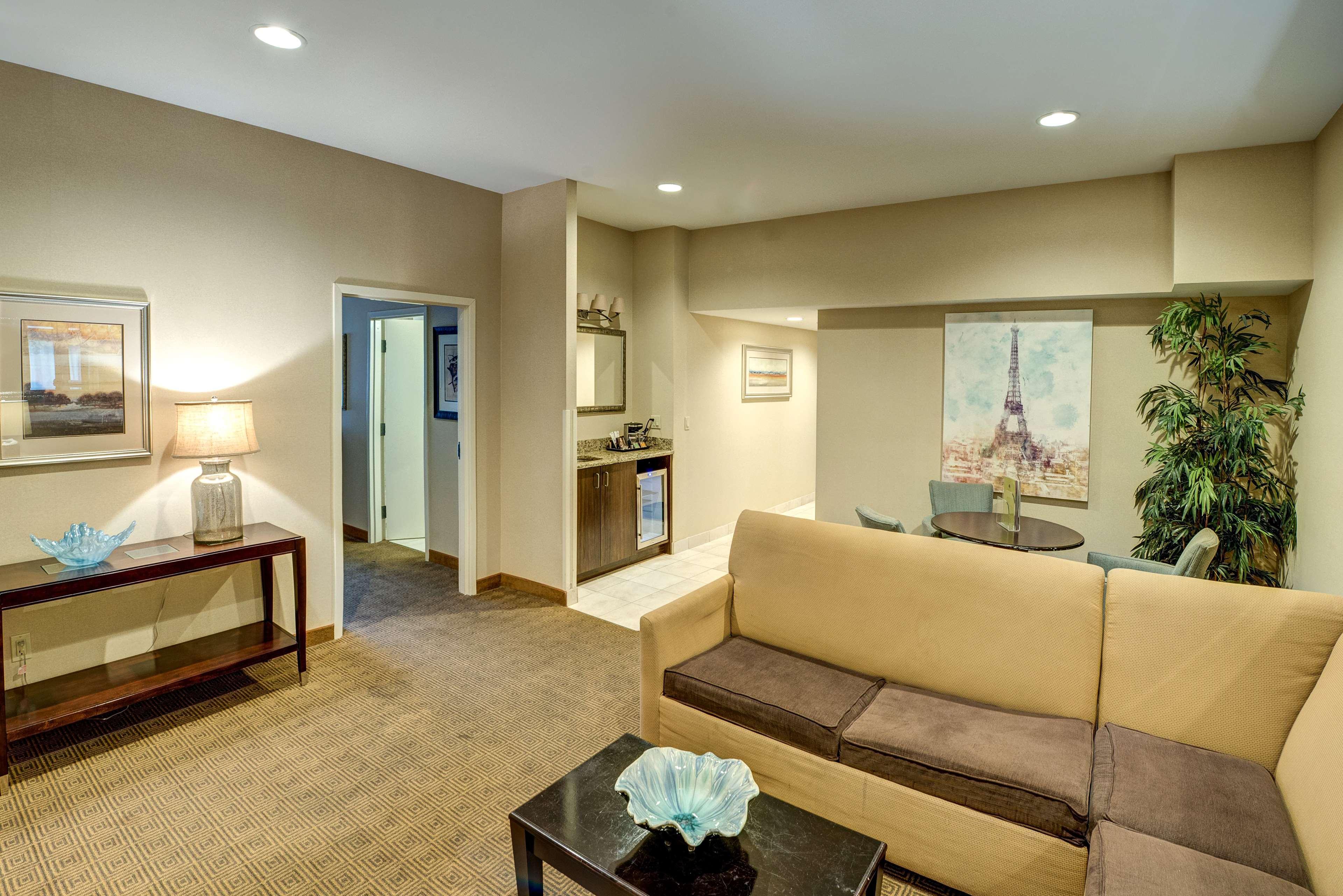 Doubletree By Hilton Tinton Falls-Eatontown Eksteriør billede