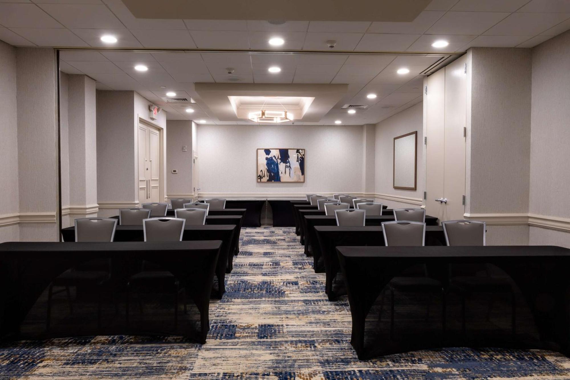 Doubletree By Hilton Tinton Falls-Eatontown Eksteriør billede