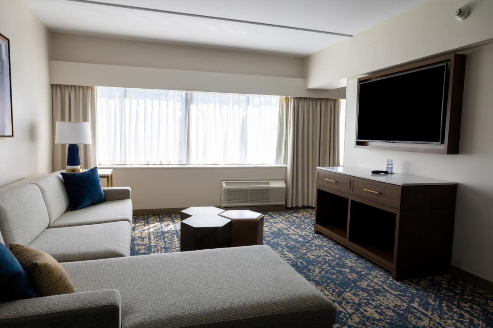 Doubletree By Hilton Tinton Falls-Eatontown Eksteriør billede