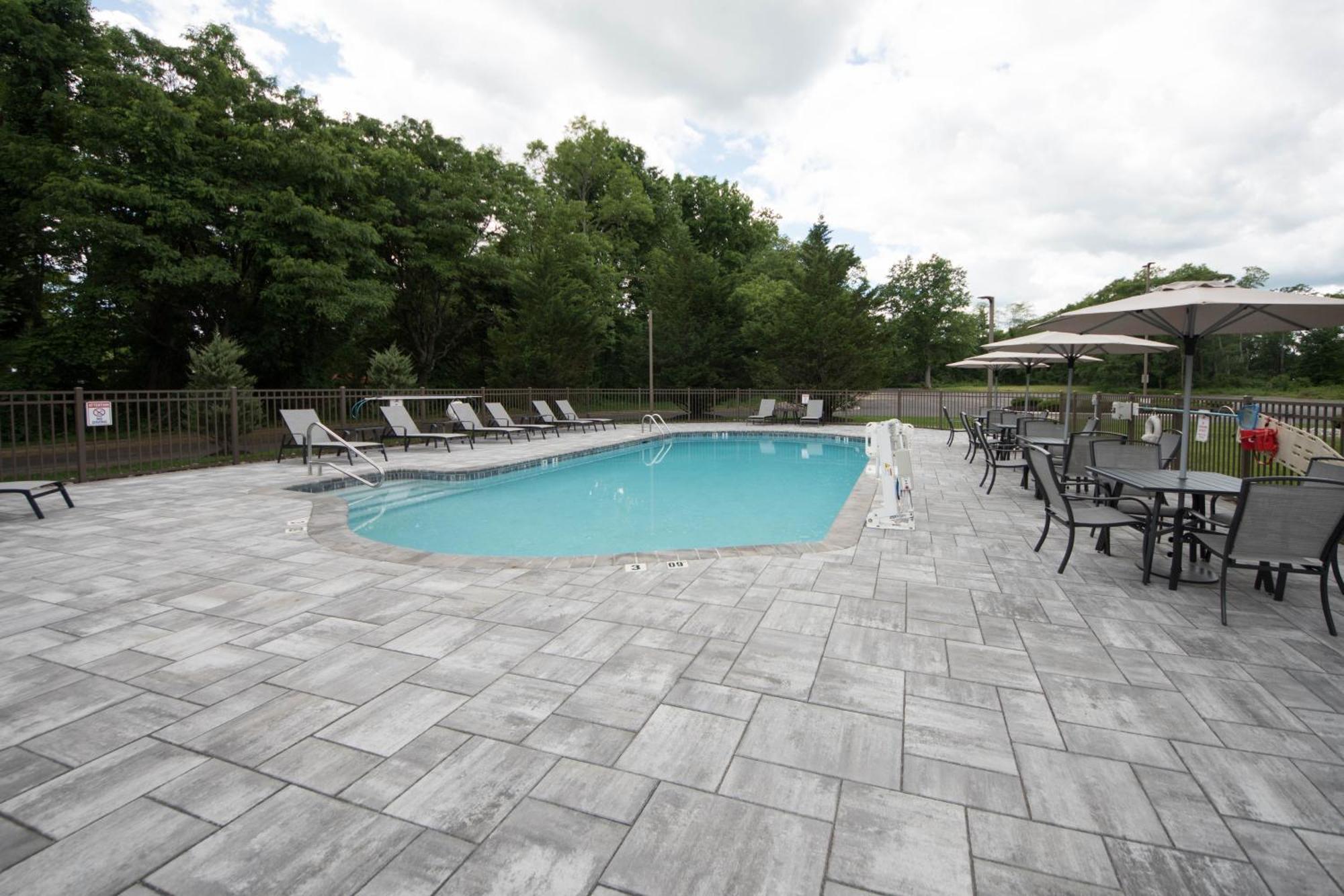 Doubletree By Hilton Tinton Falls-Eatontown Eksteriør billede
