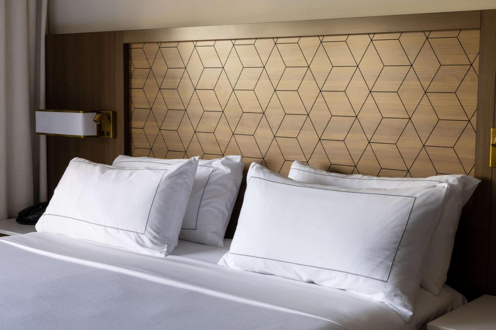 Doubletree By Hilton Tinton Falls-Eatontown Eksteriør billede